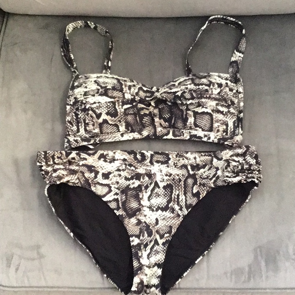 Women’s Snakeskin Pattern Bikini